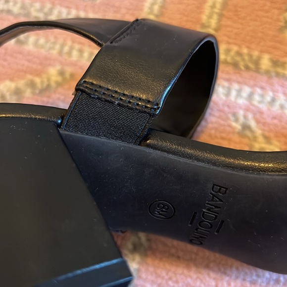 Bandolino size 8 black leather heels - Picture 6 of 7